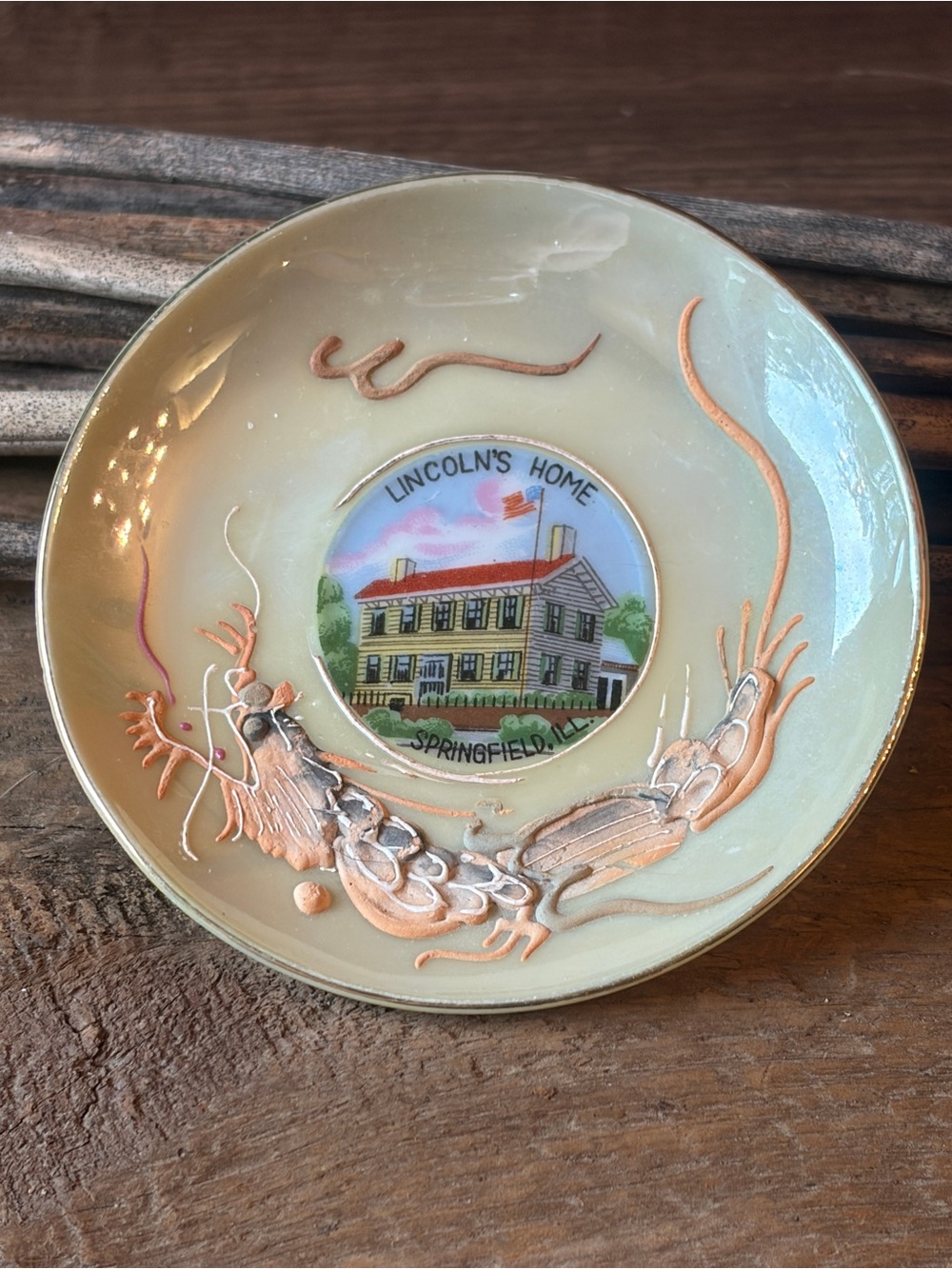 Vintage Lincoln's Home Springfield Illinois Souvenir Dish 3D Raised Dragon Dish